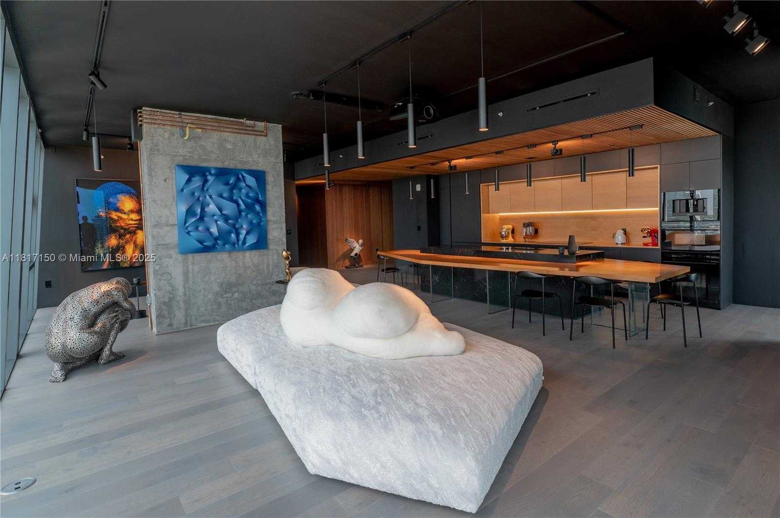 Small Image of 1451 BRICKELL AVE #3903, Miami Number 7