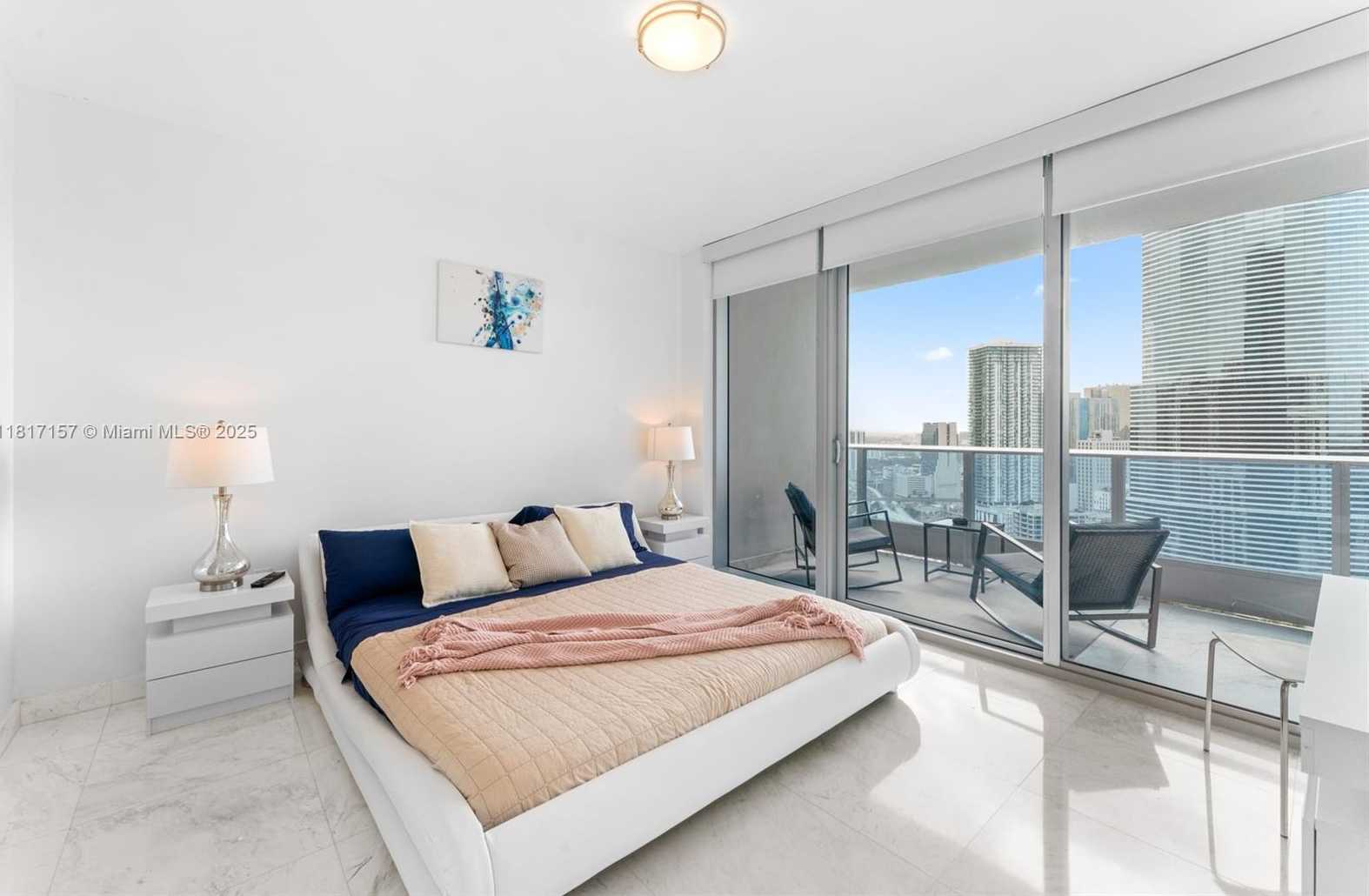 Small Image of 200 BISCAYNE BOULEVARD WAY #3312, Miami Number 11