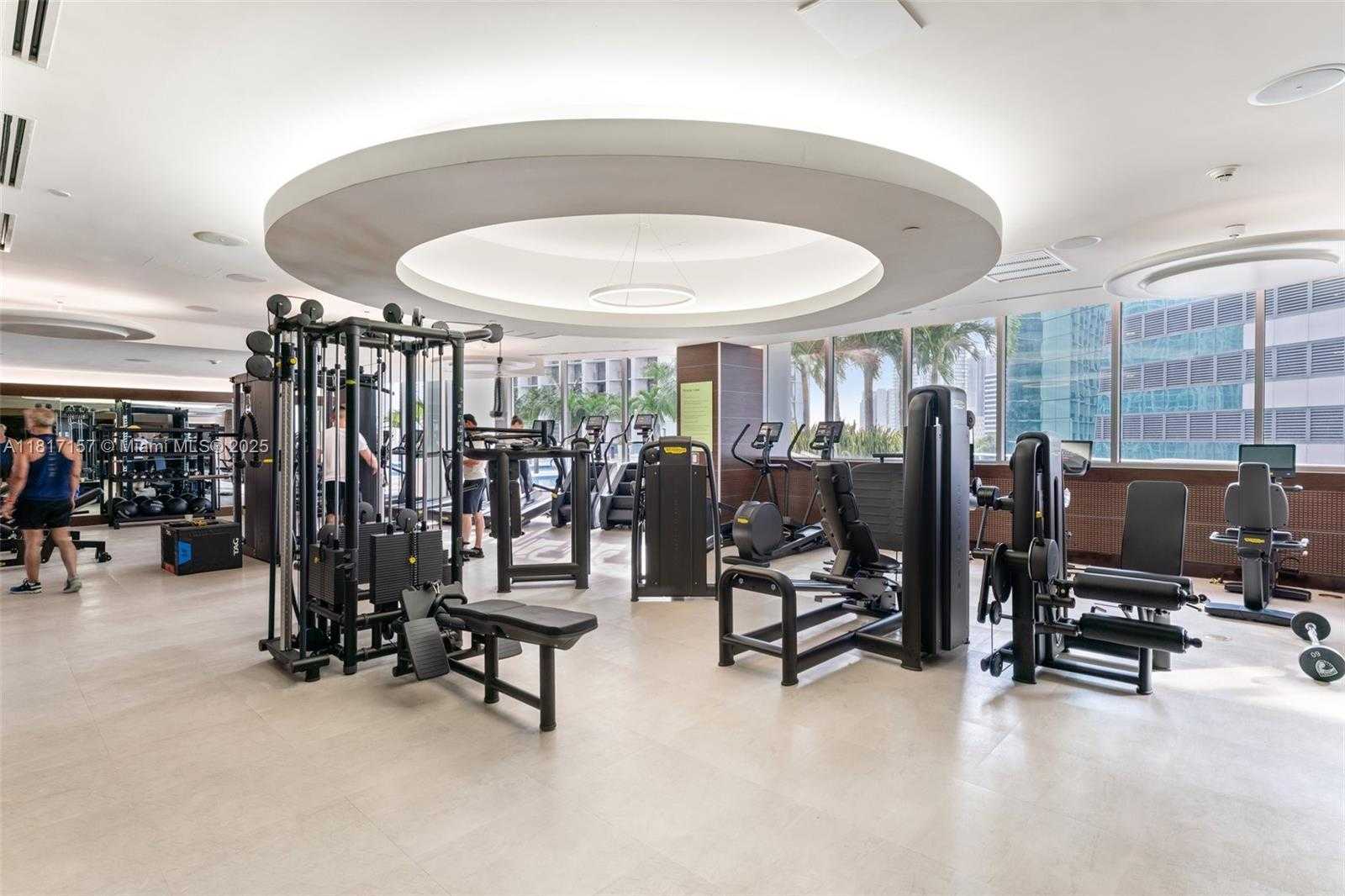Small Image of 200 BISCAYNE BOULEVARD WAY #3312, Miami Number 23