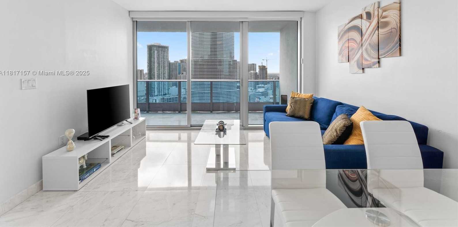 Small Image of 200 BISCAYNE BOULEVARD WAY #3312, Miami Number 9