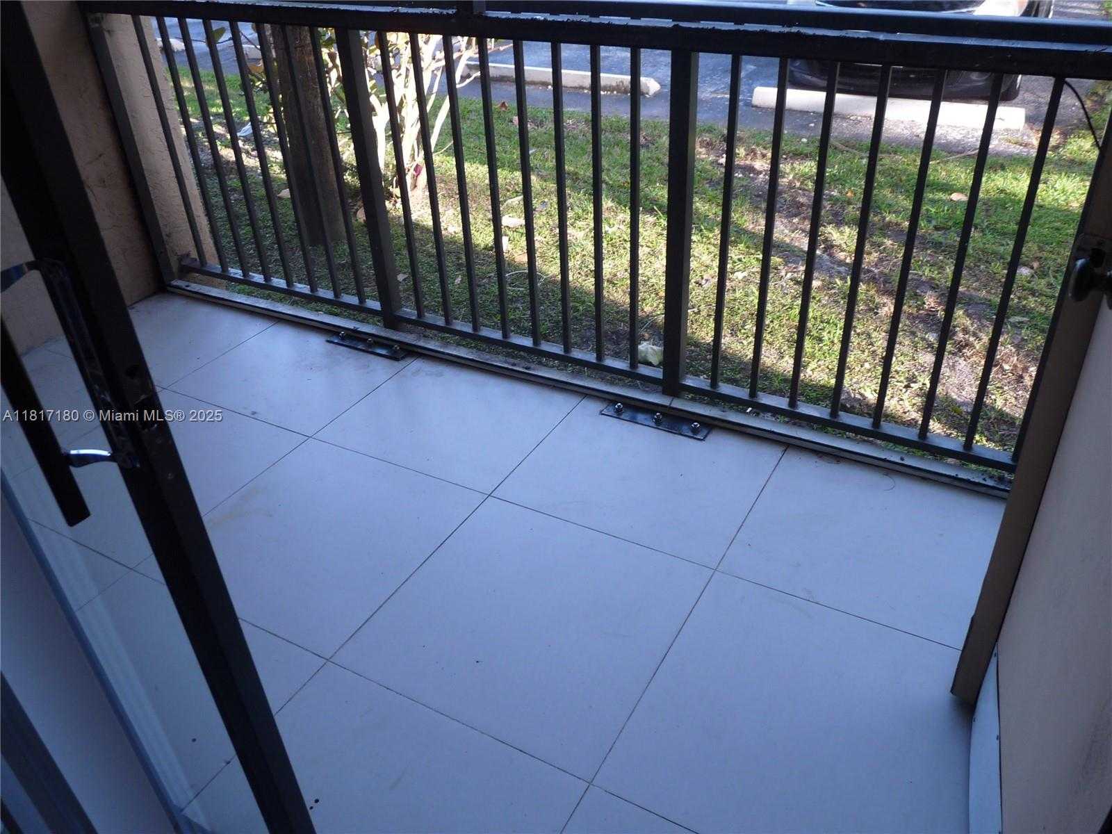 Small Image of 14601 NORTH KENDALL DR #104K, Miami Number 16