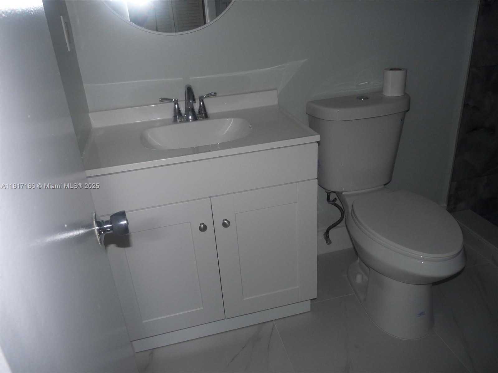 Small Image of 14501 NORTH KENDALL DR #410H, Miami Number 11