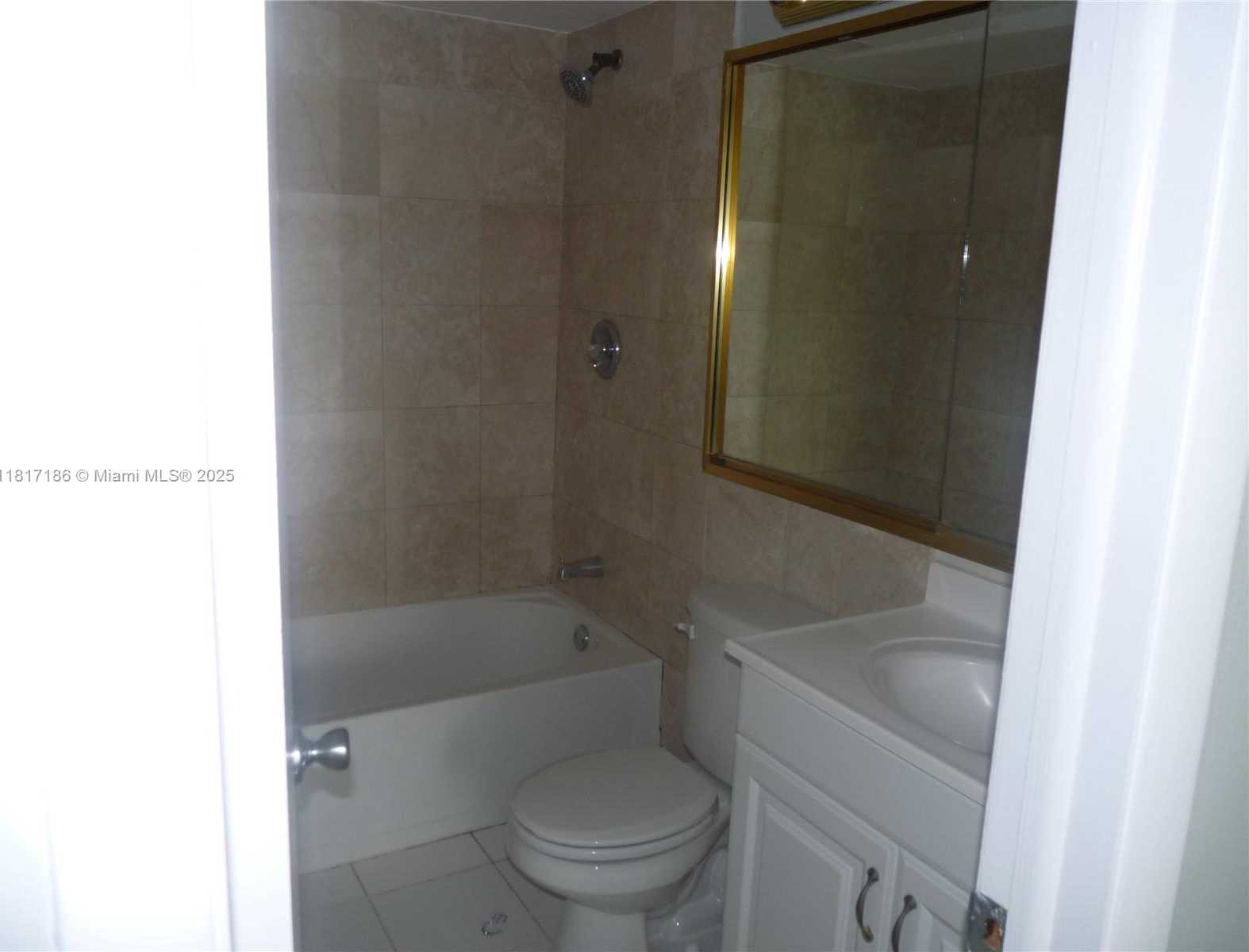 Small Image of 14501 NORTH KENDALL DR #410H, Miami Number 18