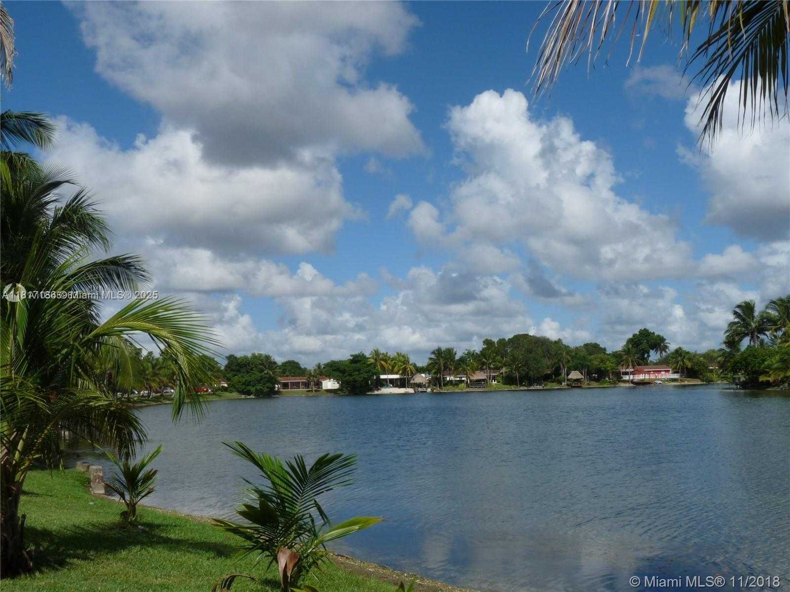 Small Image of 14501 NORTH KENDALL DR #410H, Miami Number 26