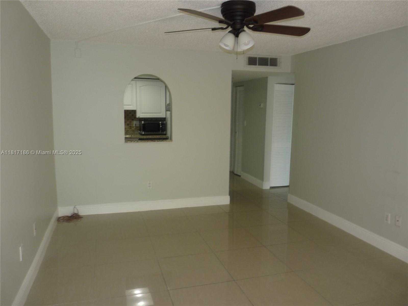 Small Image of 14501 NORTH KENDALL DR #410H, Miami Number 34