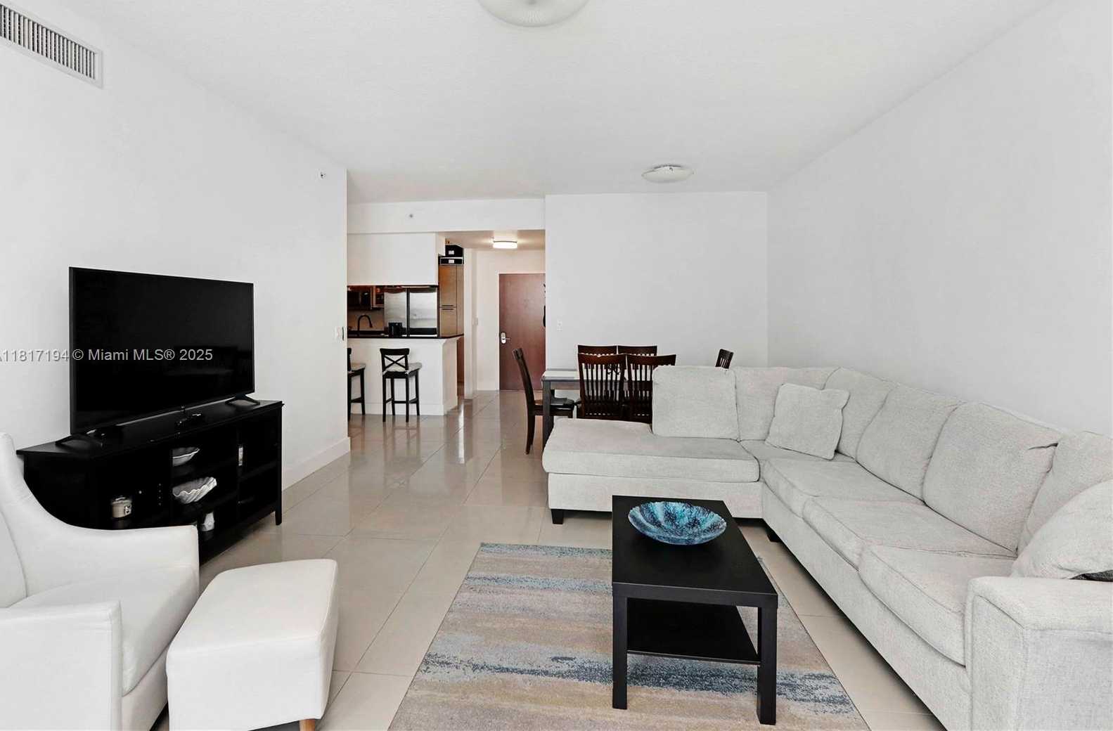 Small Image of 31 SOUTH EAST 5TH ST #3916, Miami Number 11