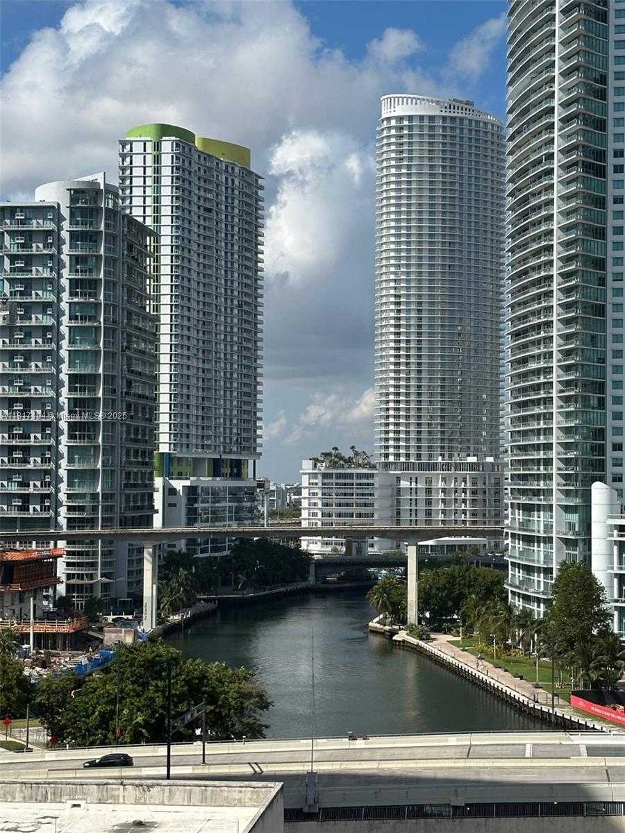 Small Image of 31 SOUTH EAST 5TH ST #3916, Miami Number 47