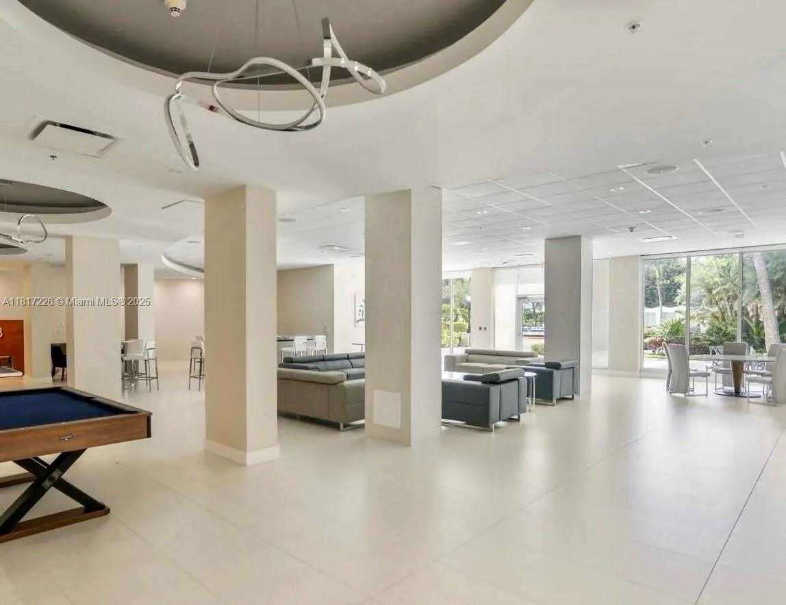 Small Image of 3000 SOUTH OCEAN DR #118, Hollywood Number 21