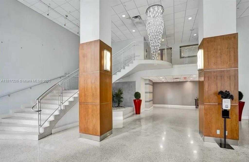Small Image of 3000 SOUTH OCEAN DR #118, Hollywood Number 25