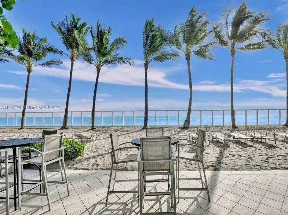 Small Image of 3000 SOUTH OCEAN DR #118, Hollywood Number 32