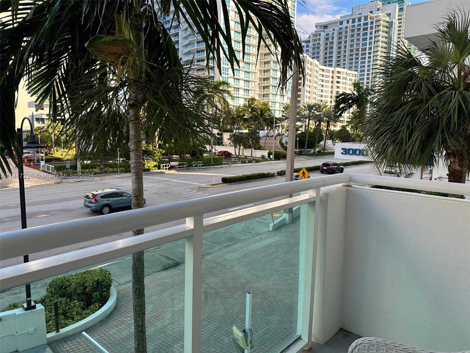Small Image of 3000 SOUTH OCEAN DR #118, Hollywood Number 4