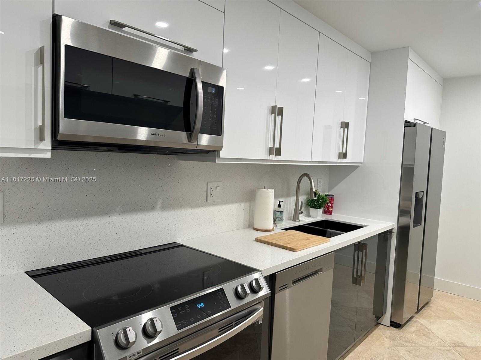 Small Image of 3000 SOUTH OCEAN DR #118, Hollywood Number 8