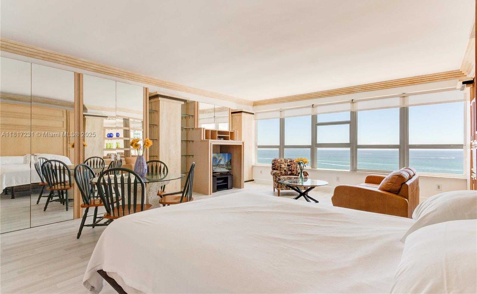 Small Image of 4925 COLLINS AVE #9D, Miami Beach Number 4