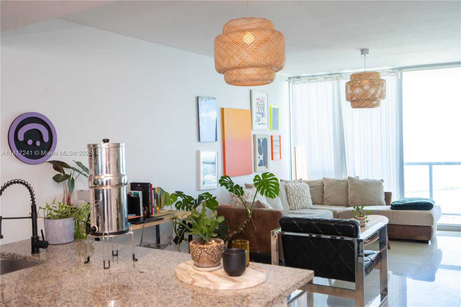 Small Image of 888 BISCAYNE BLVD #3811, Miami Number 13
