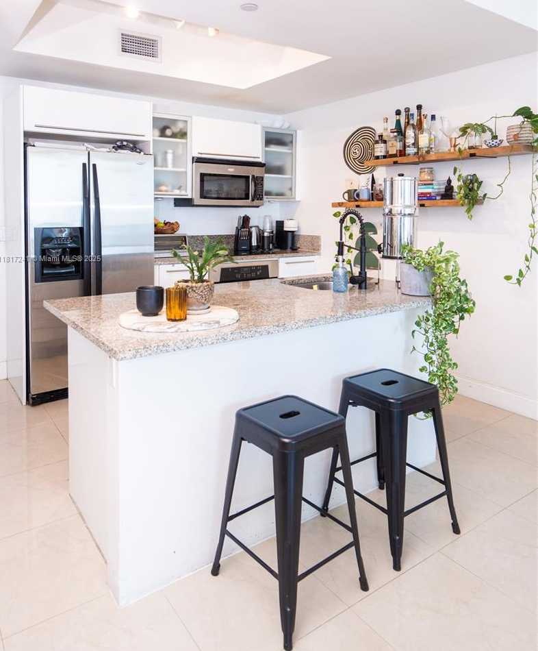 Small Image of 888 BISCAYNE BLVD #3811, Miami Number 9
