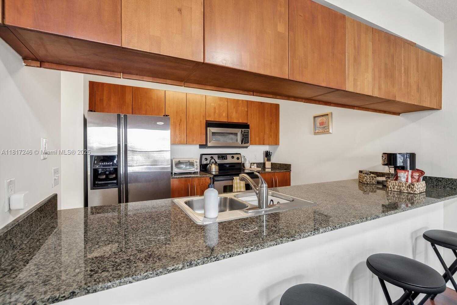 Small Image of 1200 BRICKELL BAY DR #2619, Miami Number 19