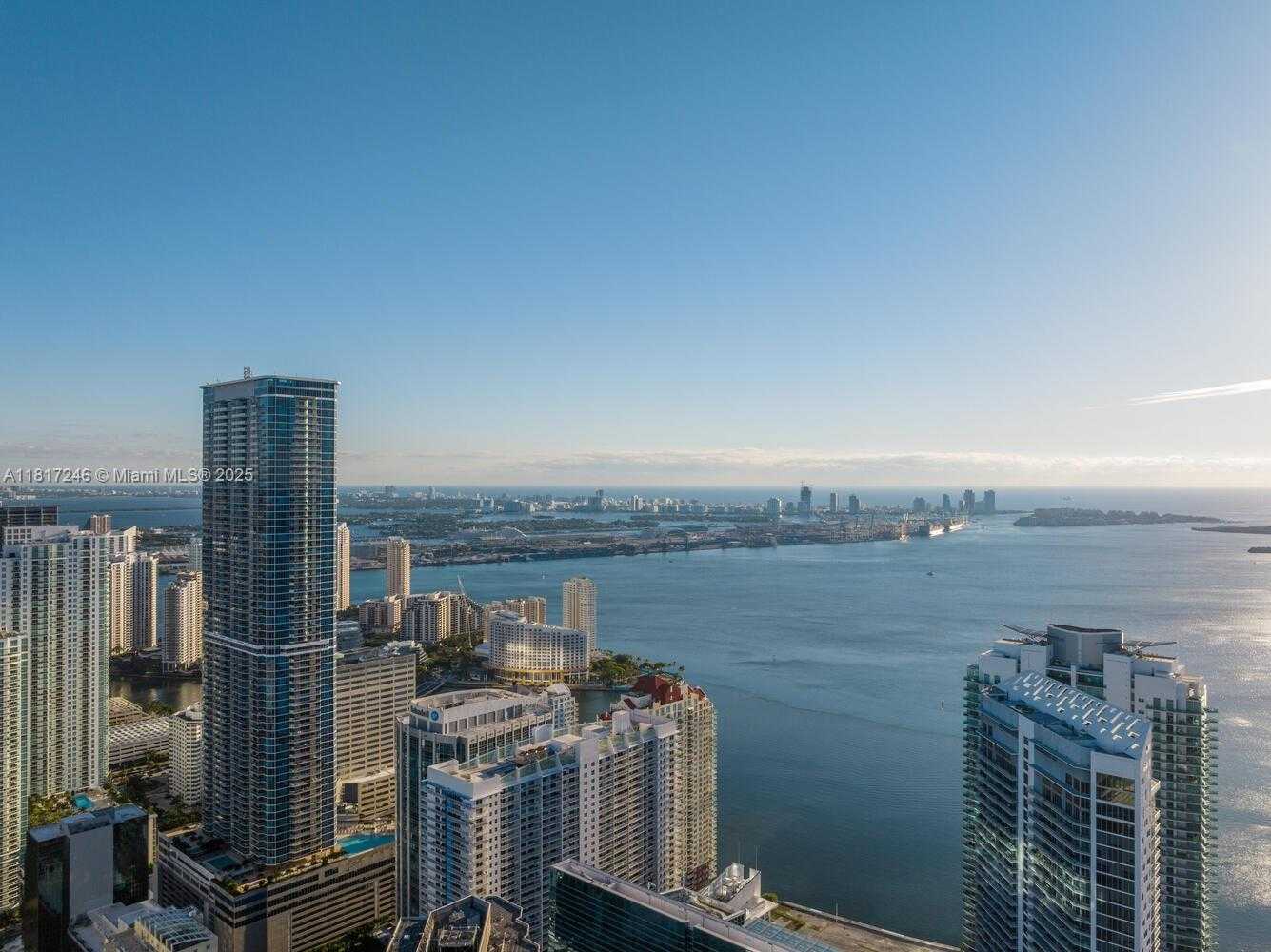 Small Image of 1200 BRICKELL BAY DR #2619, Miami Number 6