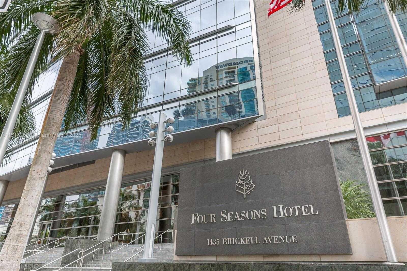 Small Image of 1435 BRICKELL AVE #3603, Miami Number 22