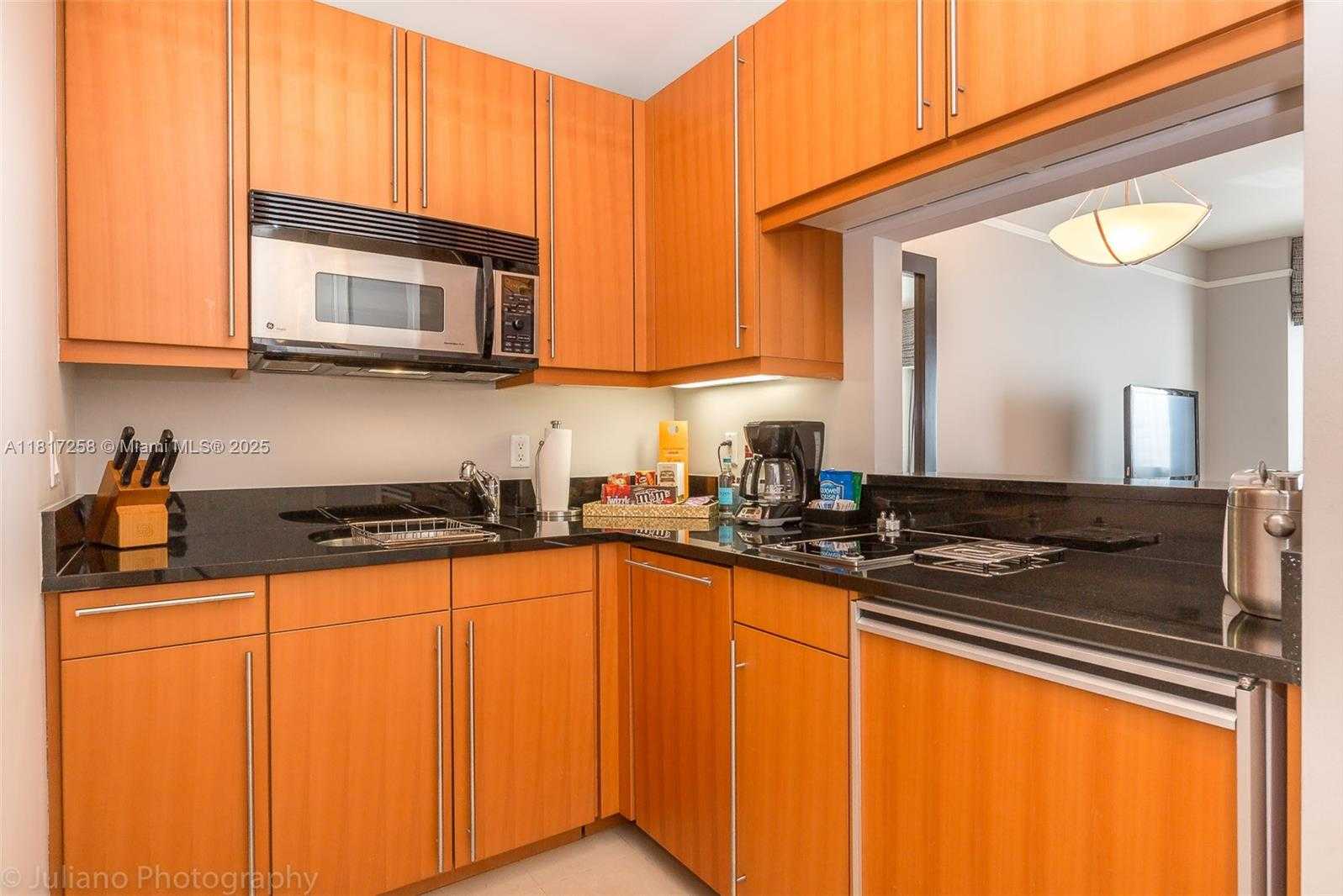 Small Image of 1435 BRICKELL AVE #3603, Miami Number 8