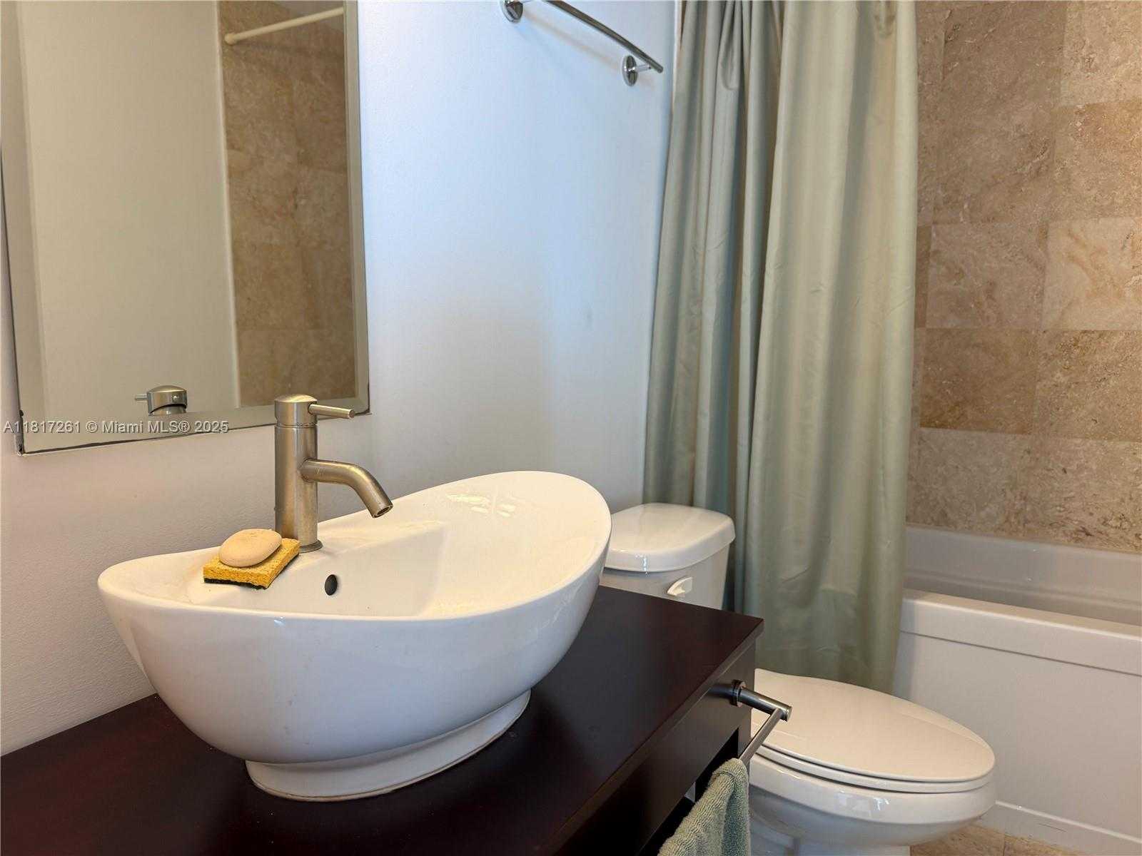 Small Image of 350 SOUTH MIAMI AVE #3707, Miami Number 8