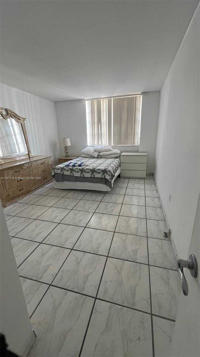 Small Image of 5825 COLLINS AVE #6A, Miami Beach Number 12
