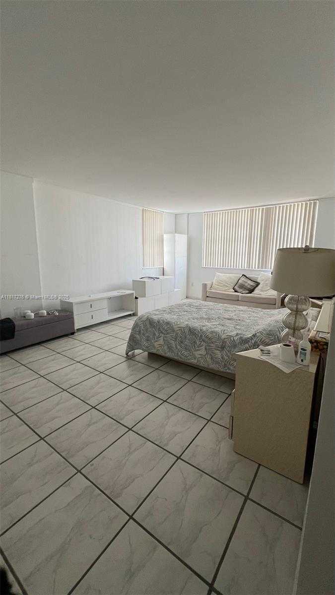 Small Image of 5825 COLLINS AVE #6A, Miami Beach Number 16