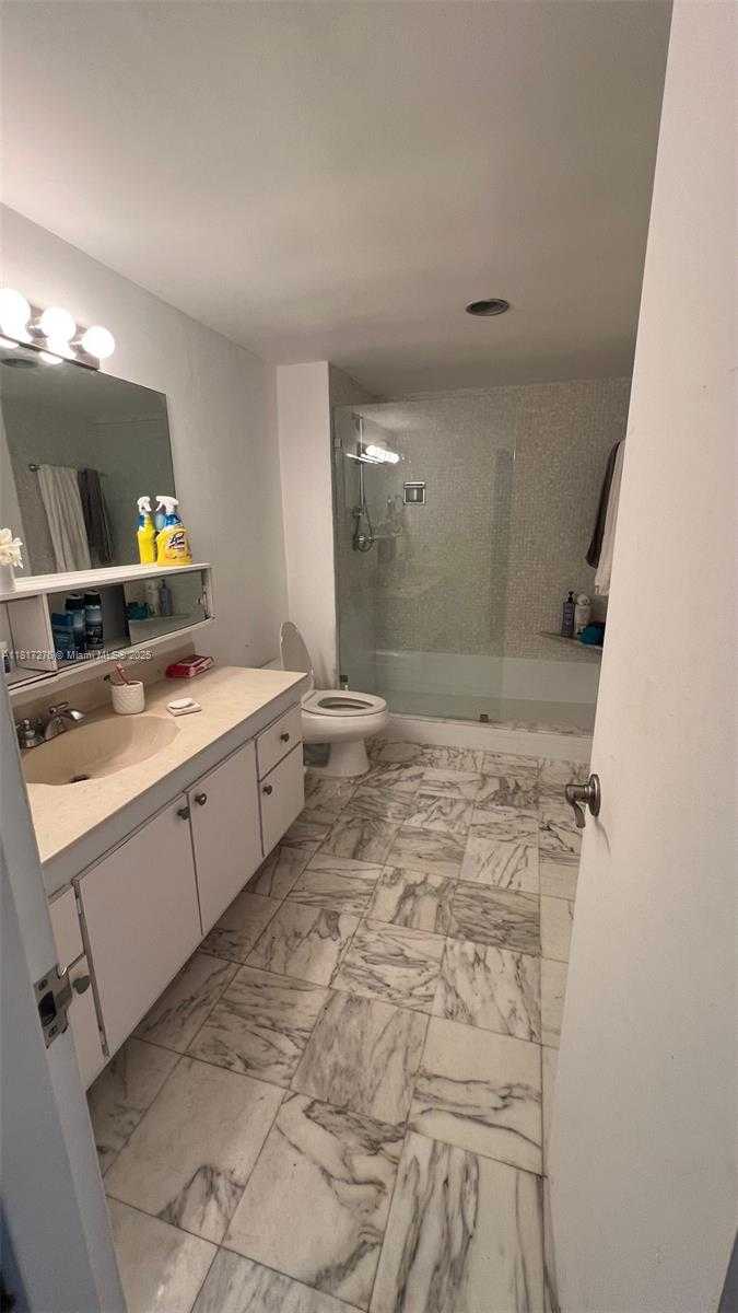 Small Image of 5825 COLLINS AVE #6A, Miami Beach Number 17