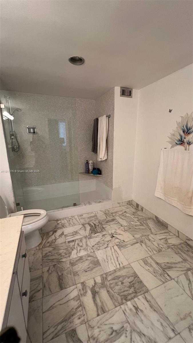 Small Image of 5825 COLLINS AVE #6A, Miami Beach Number 18