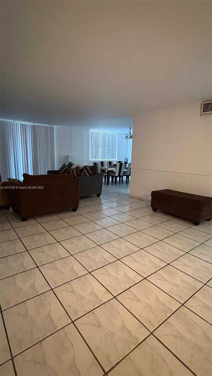 Small Image of 5825 COLLINS AVE #6A, Miami Beach Number 2