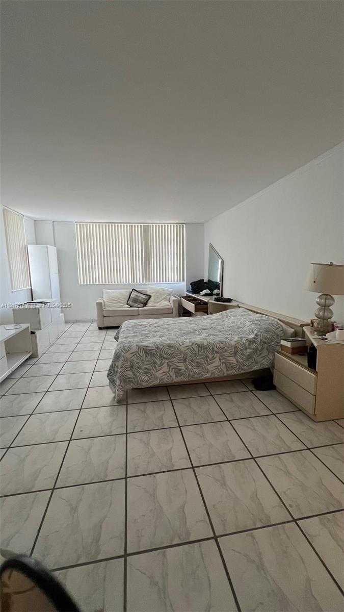 Small Image of 5825 COLLINS AVE #6A, Miami Beach Number 21
