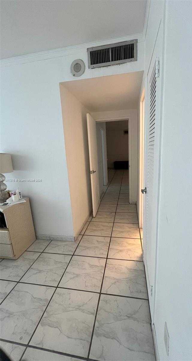 Small Image of 5825 COLLINS AVE #6A, Miami Beach Number 22