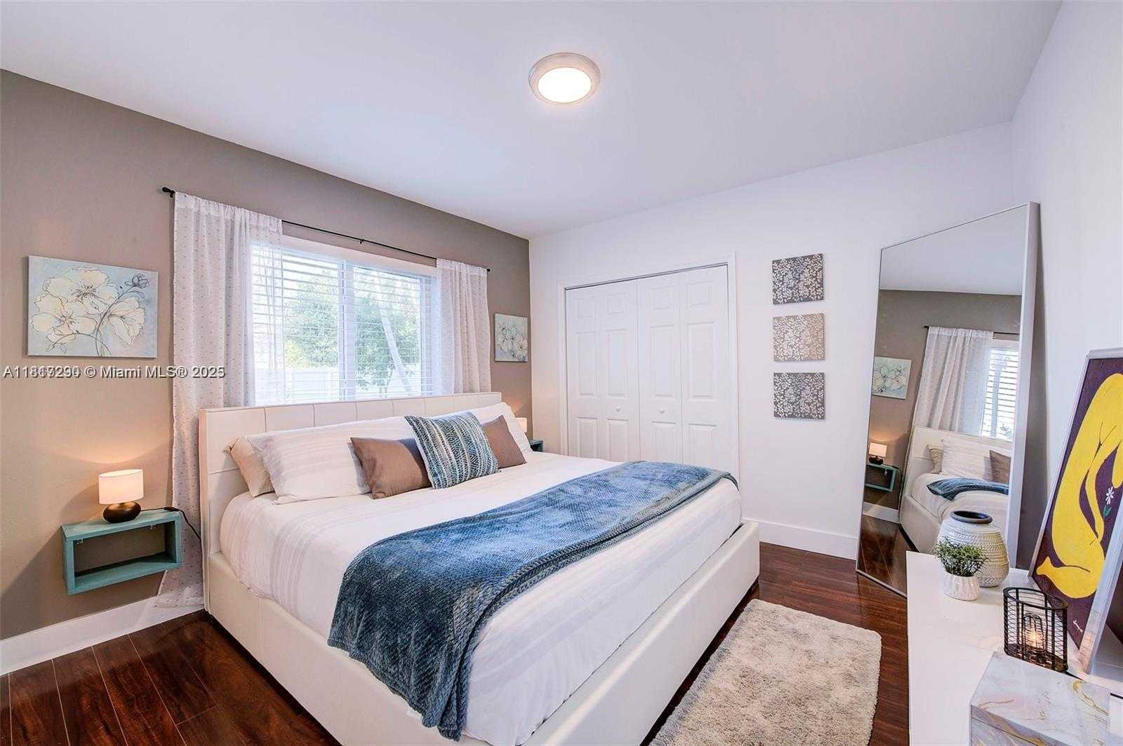 Small Image of 2190 NORTH EAST 169TH ST, North Miami Beach Number 18