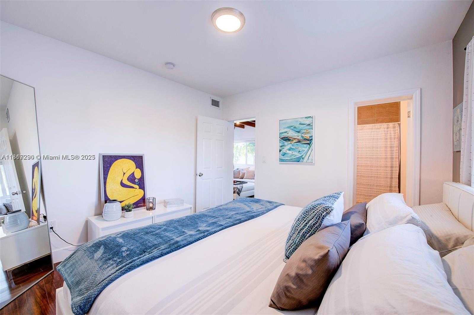 Small Image of 2190 NORTH EAST 169TH ST, North Miami Beach Number 19