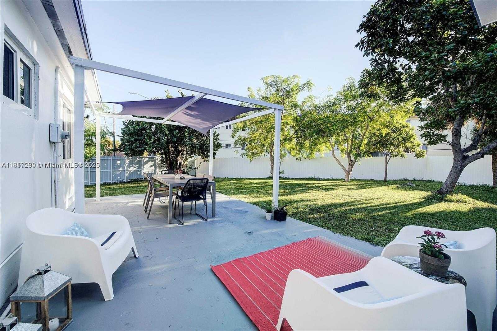 Small Image of 2190 NORTH EAST 169TH ST, North Miami Beach Number 24