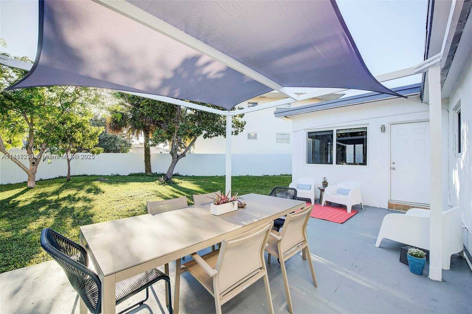 Small Image of 2190 NORTH EAST 169TH ST, North Miami Beach Number 25