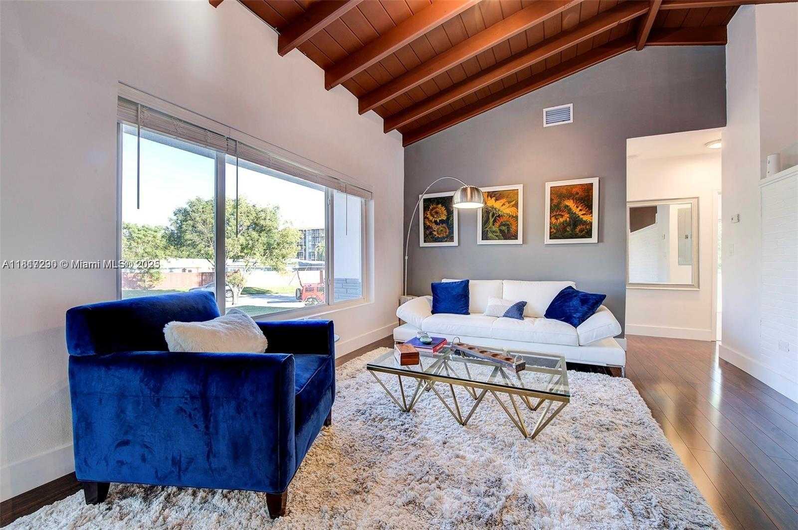 Small Image of 2190 NORTH EAST 169TH ST, North Miami Beach Number 9