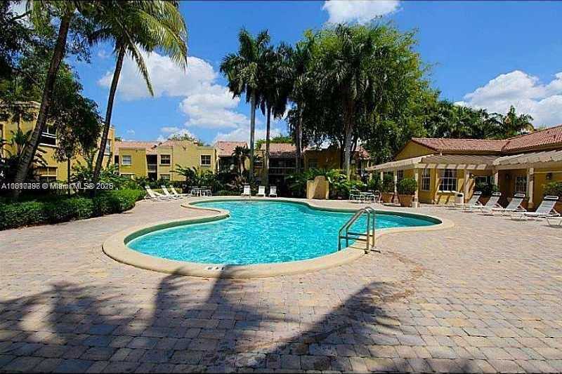 Small Image of Doral Number 18