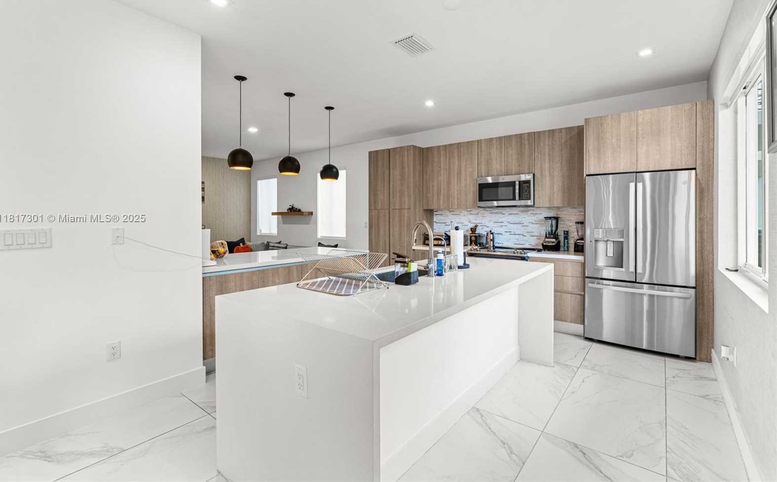 Small Image of 10373 NORTH WEST 68TH TER, Doral Number 15