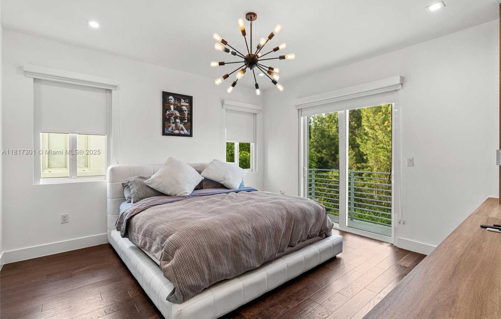 Small Image of 10373 NORTH WEST 68TH TER, Doral Number 26