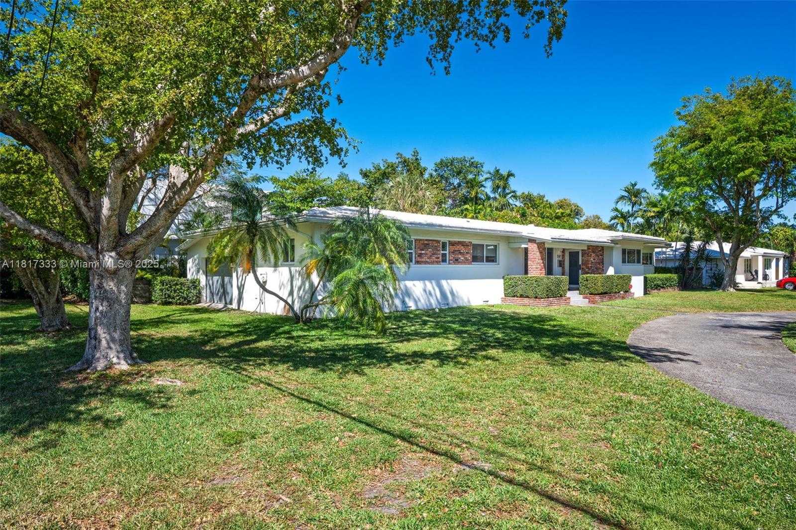 Small Image of 501 NORTH EAST 51ST ST, Miami Number 26