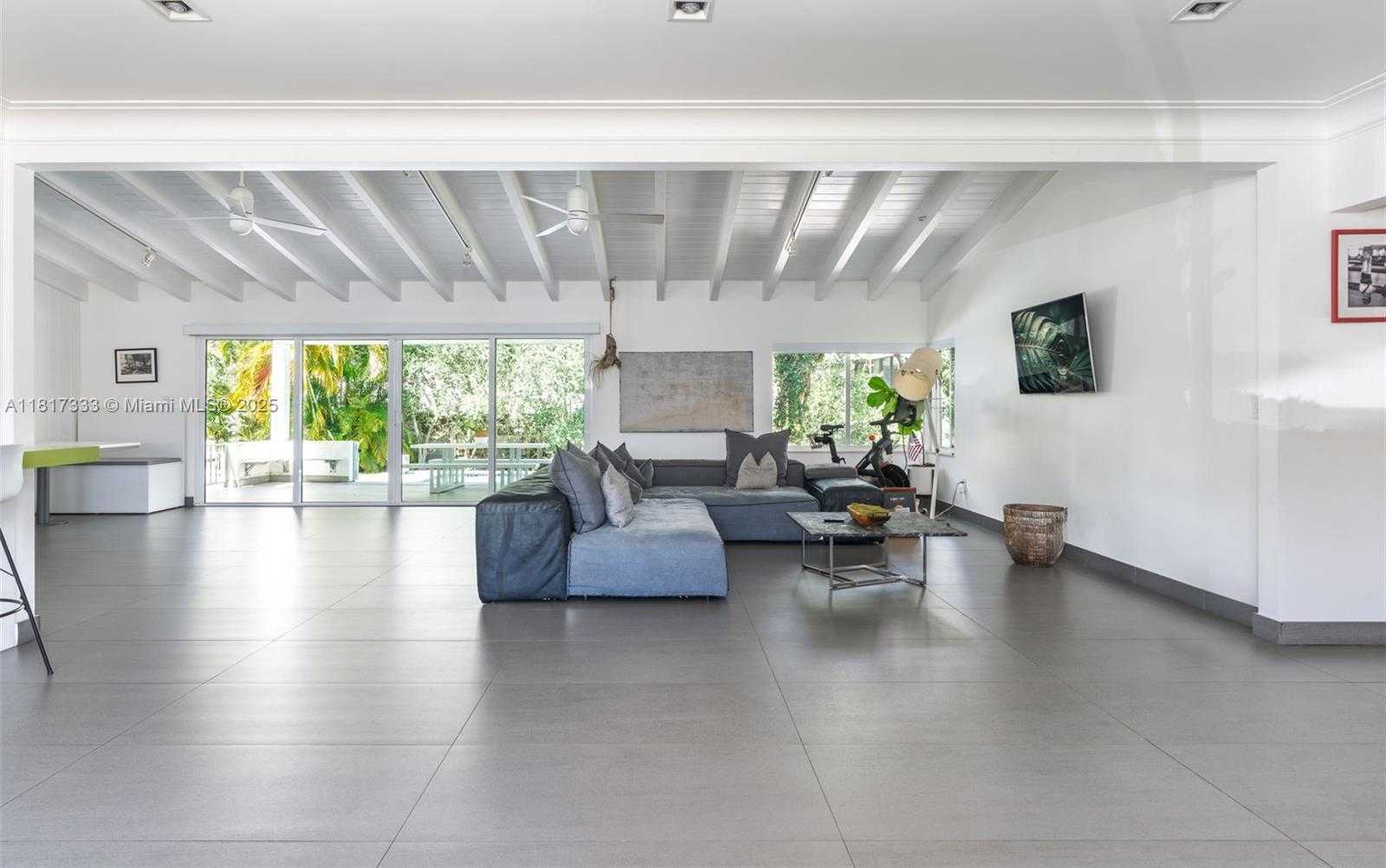 Small Image of 501 NORTH EAST 51ST ST, Miami Number 4