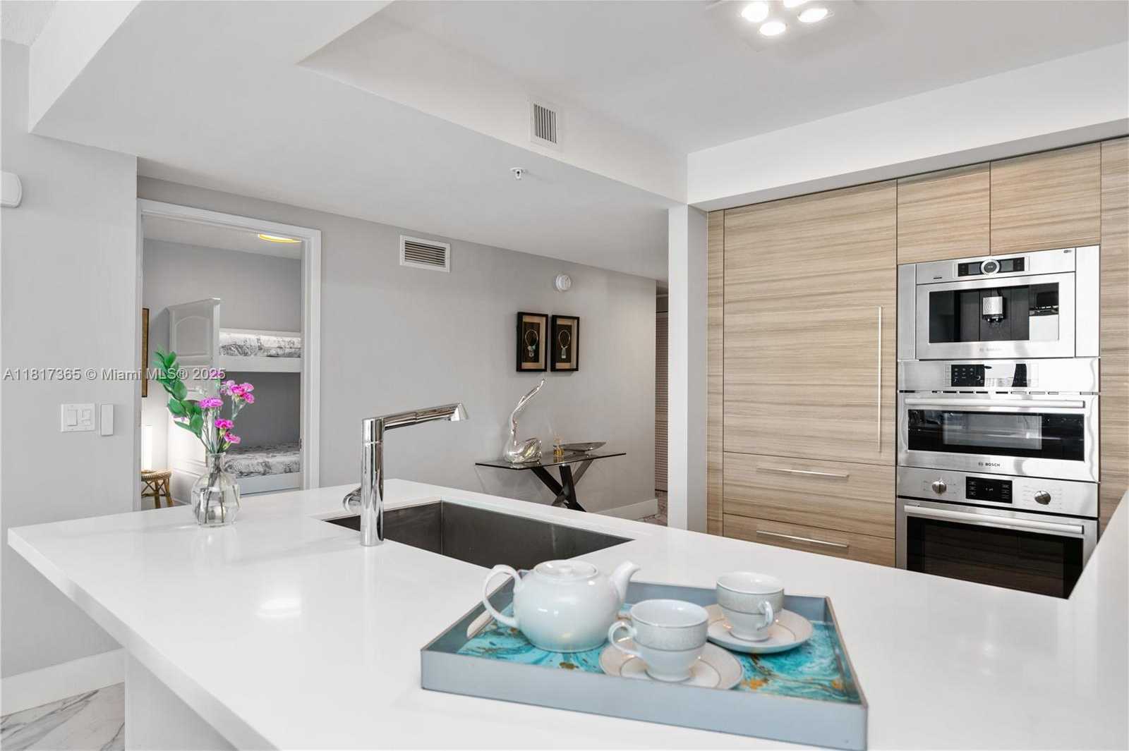 Small Image of 330 SUNNY ISLES BLVD #5-1103, Sunny Isles Beach Number 25