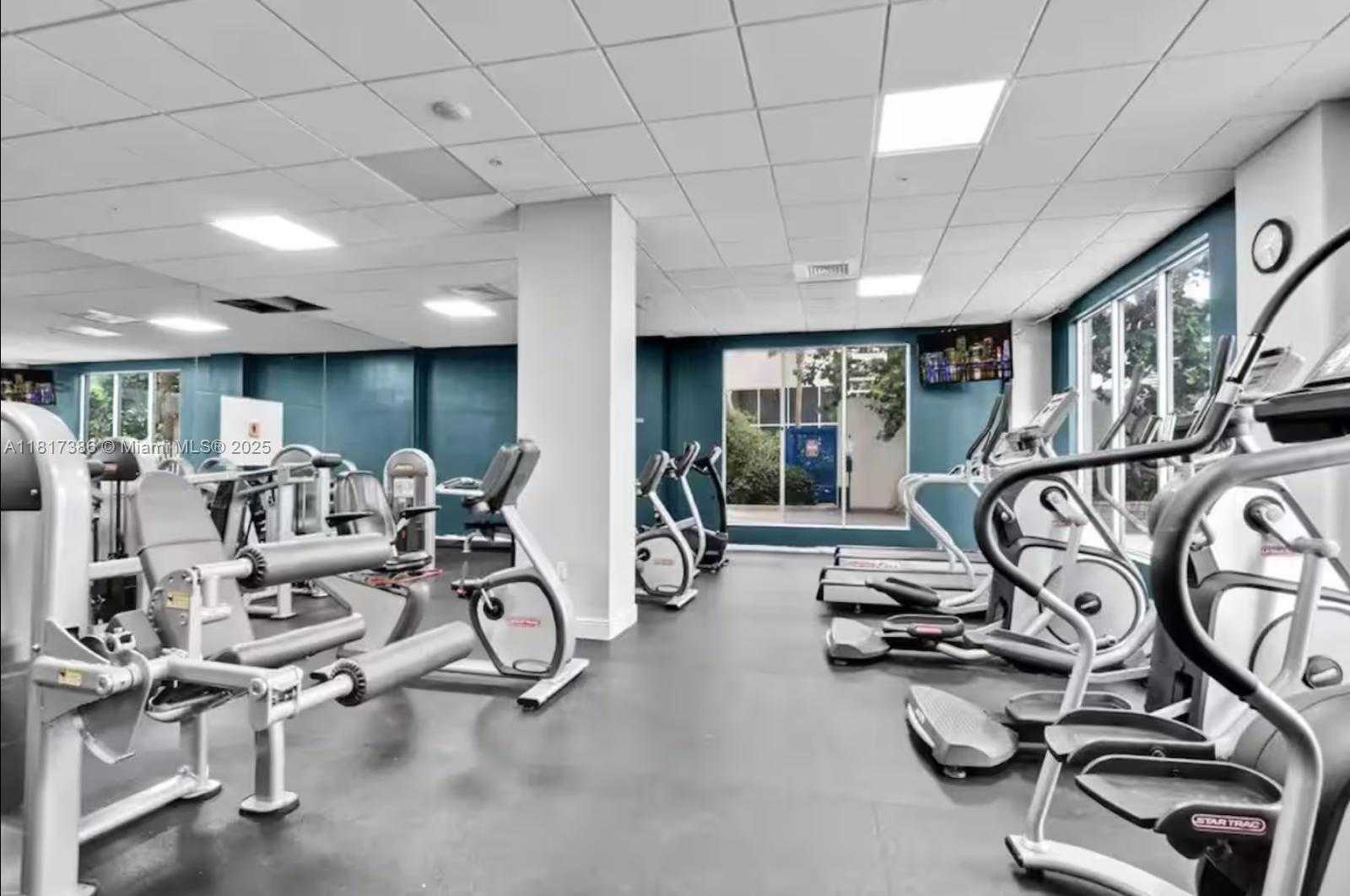 Small Image of 4001 SOUTH OCEAN DR #5J, Hollywood Number 13