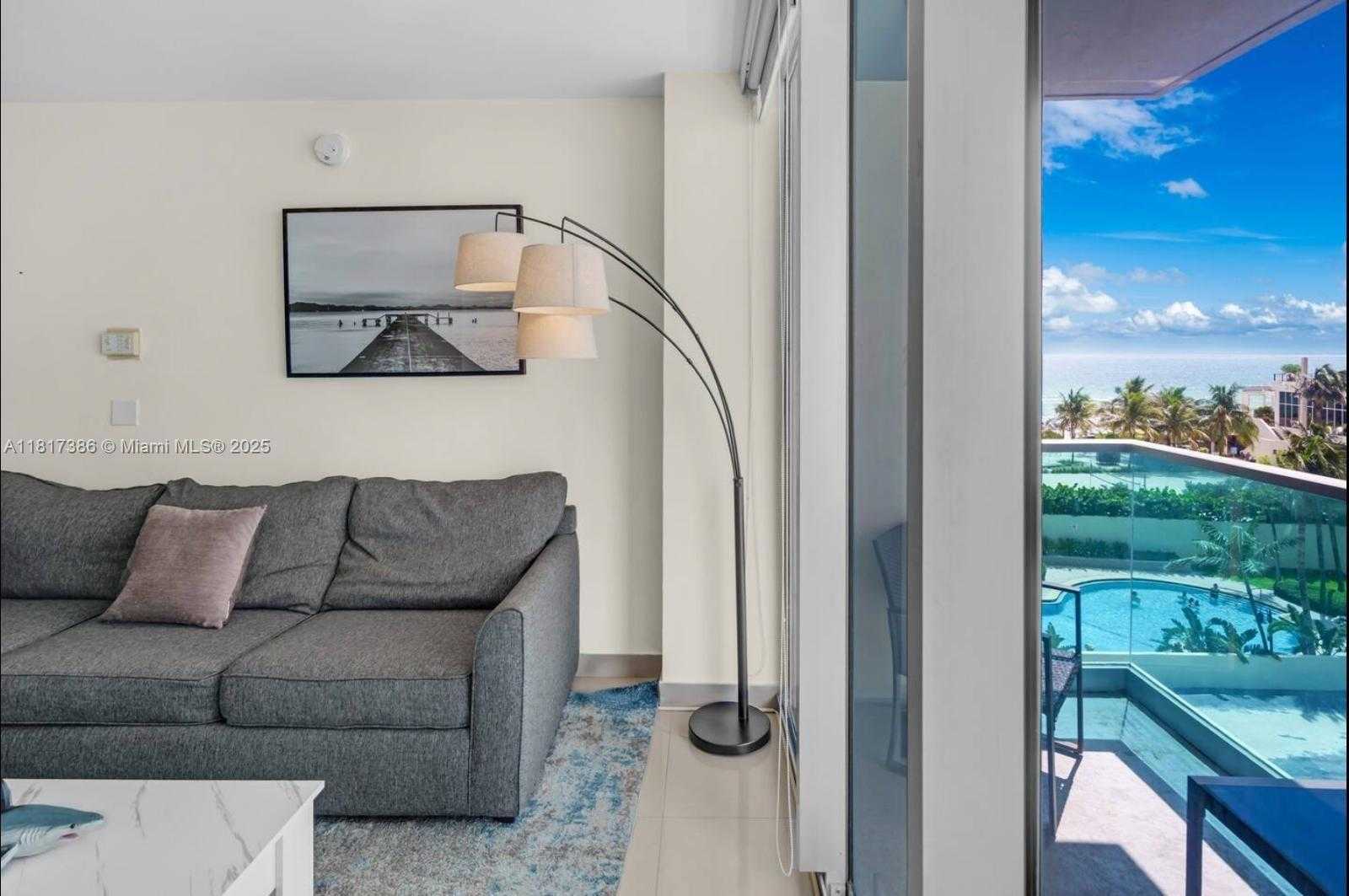 Small Image of 4001 SOUTH OCEAN DR #5J, Hollywood Number 2