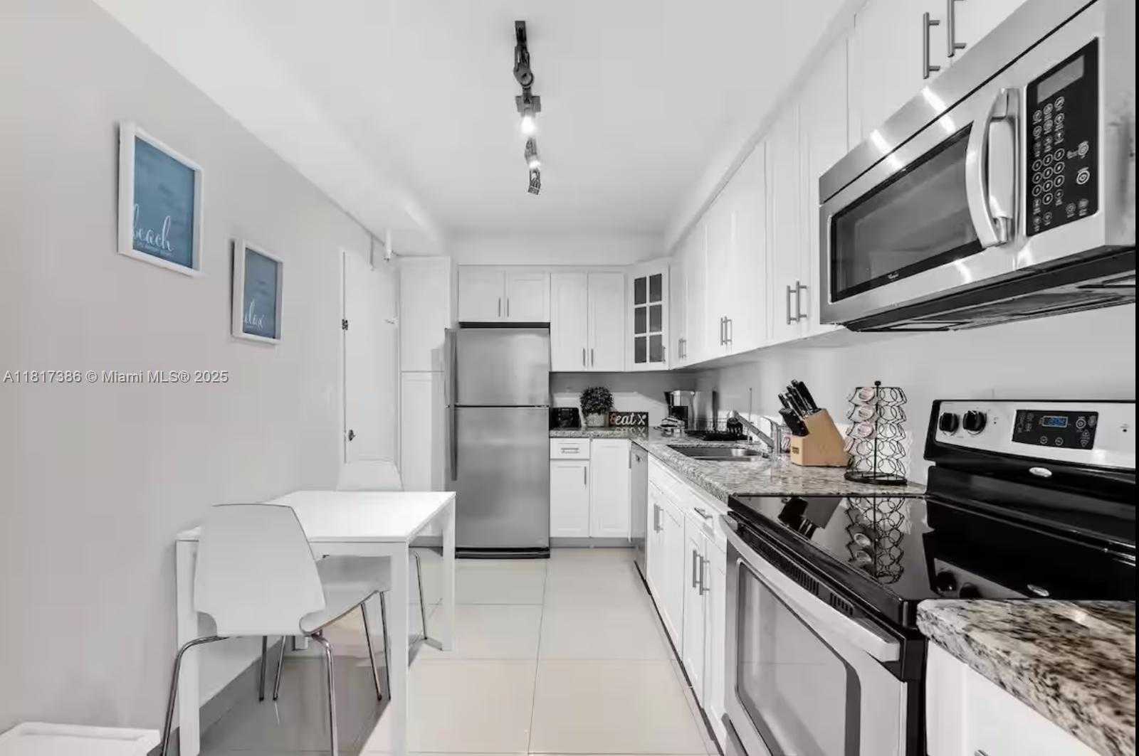 Small Image of 4001 SOUTH OCEAN DR #5J, Hollywood Number 4