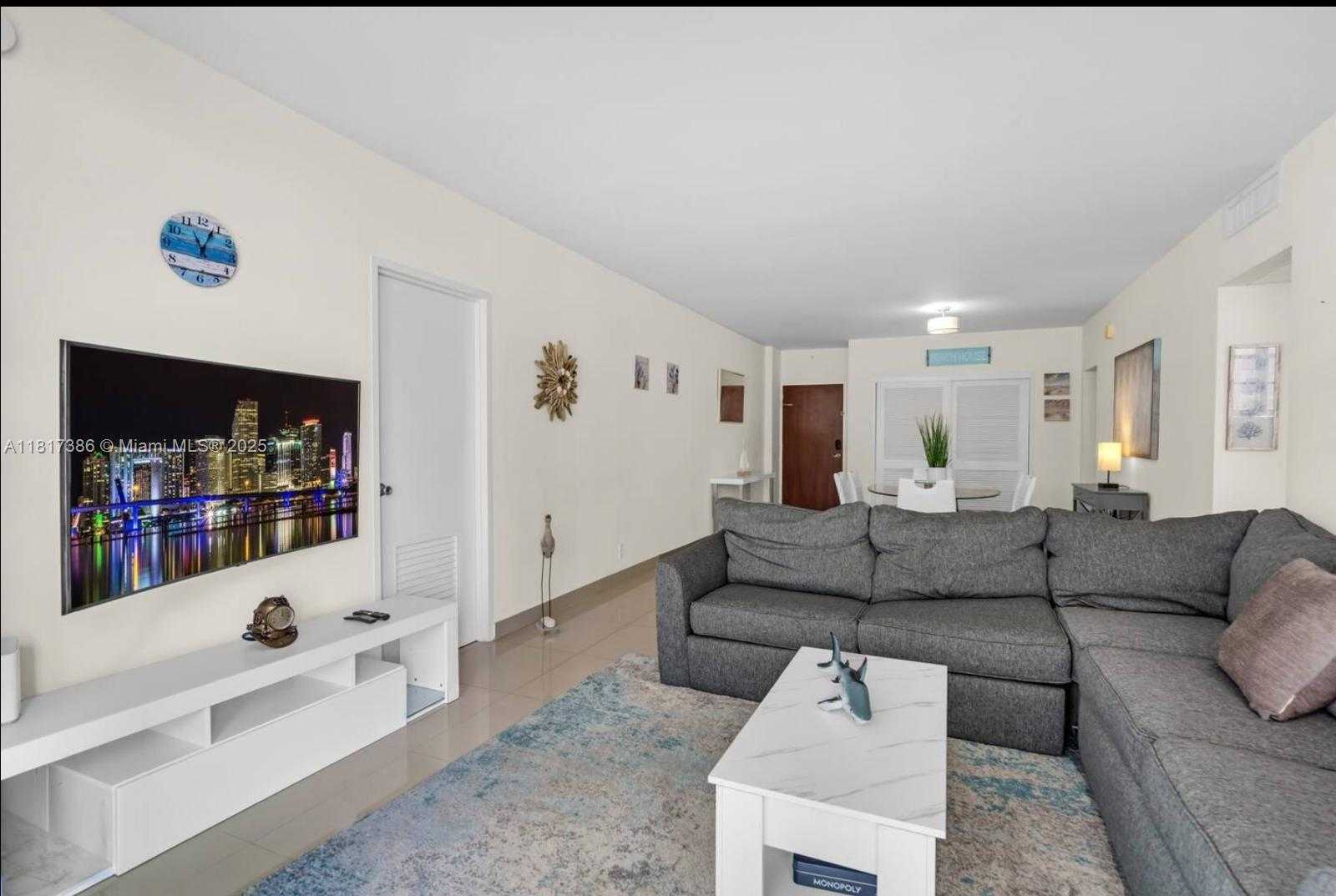 Small Image of 4001 SOUTH OCEAN DR #5J, Hollywood Number 7