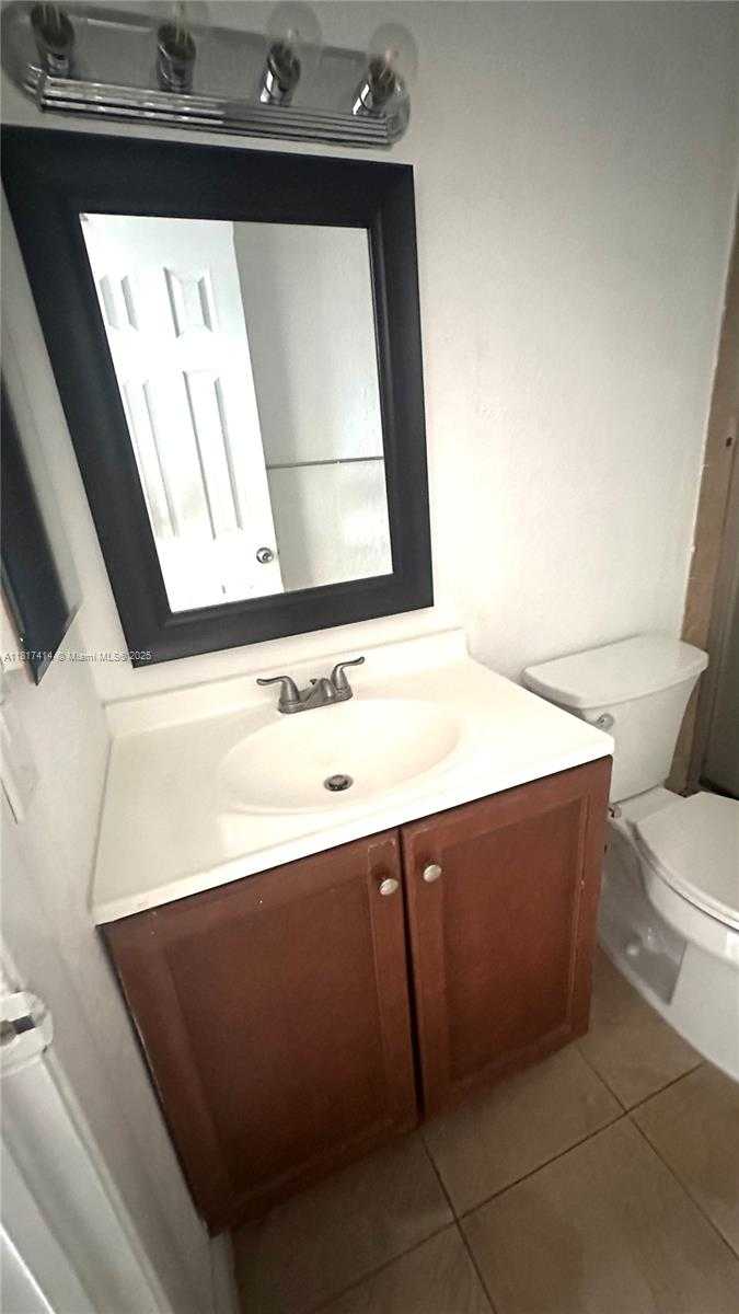 Small Image of 1251 NORTH EAST 108TH ST #603, Miami Number 16