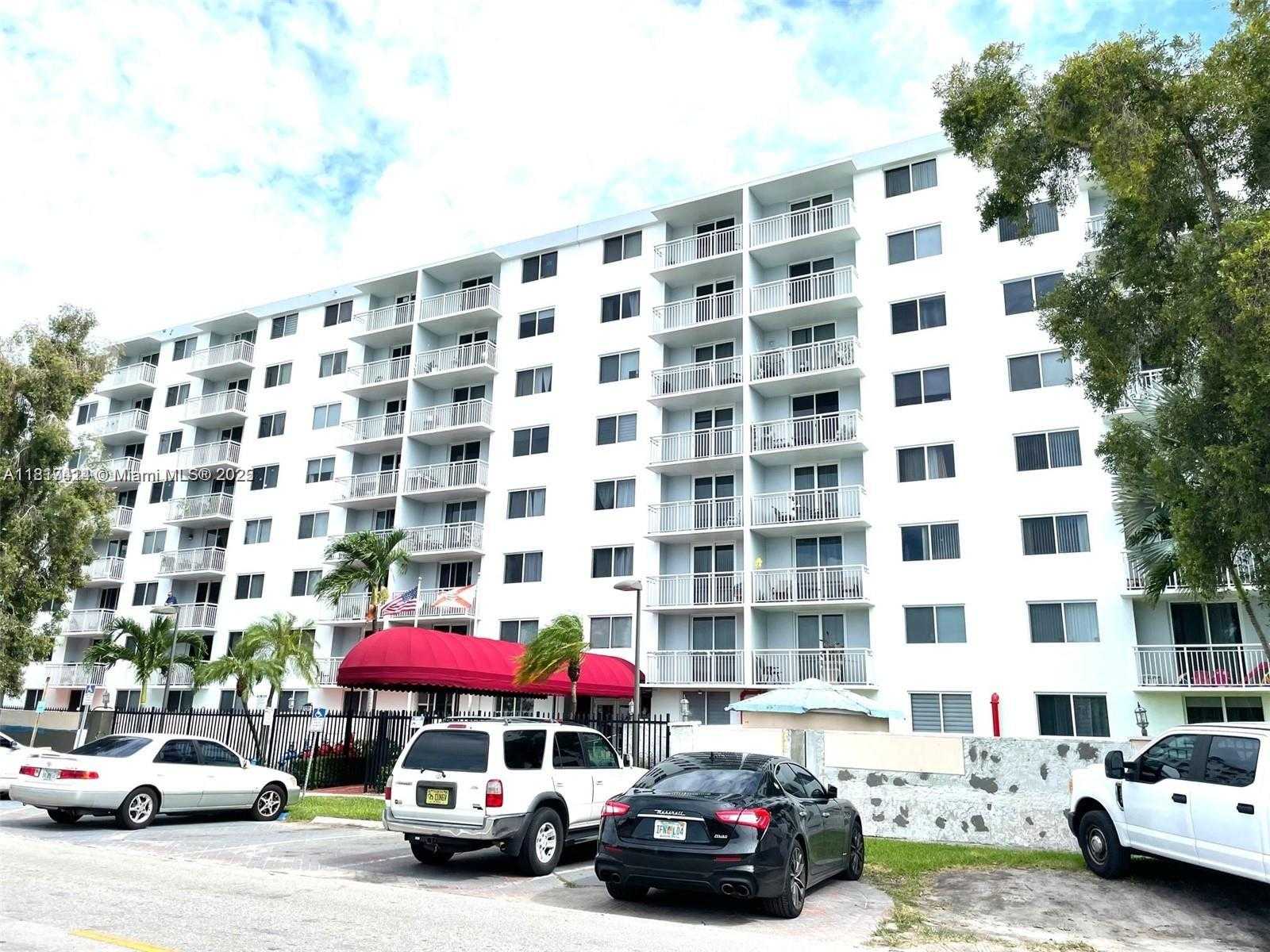 Small Image of 1251 NORTH EAST 108TH ST #603, Miami Number 6