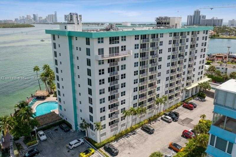 Small Image of 10350 WEST BAY HARBOR DR #5L, Bay Harbor Islands Number 16