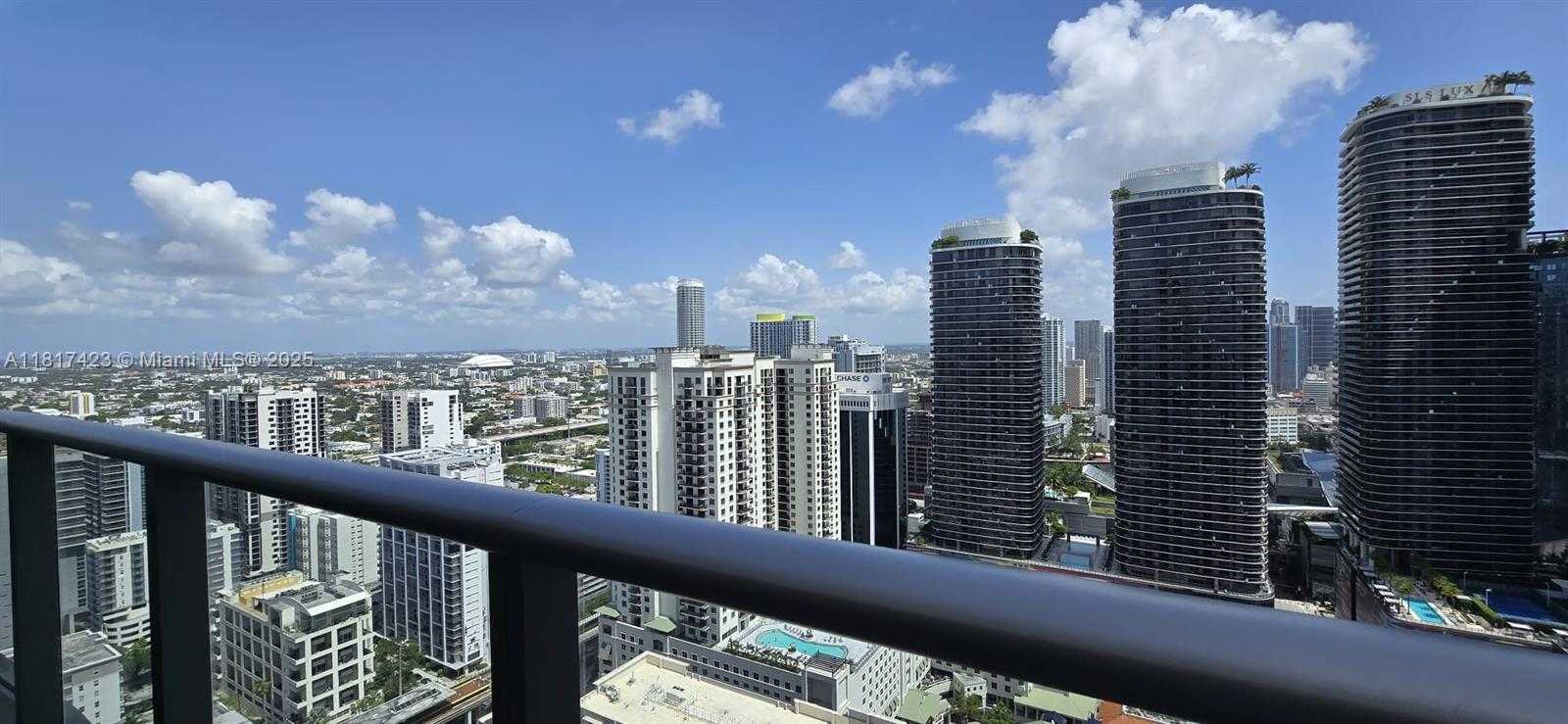 Small Image of 1100 SOUTH MIAMI AVE #3808, Miami Number 4